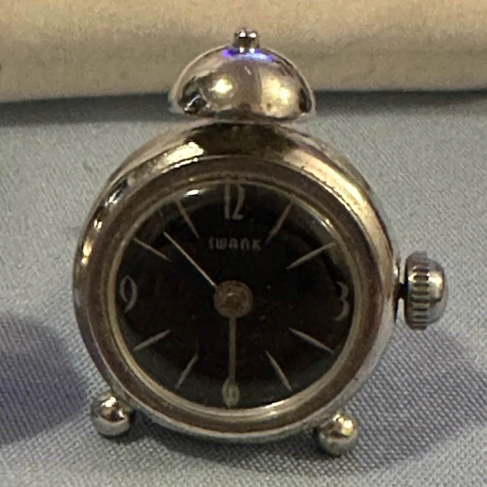 BHS Vintage clock cuff links‎